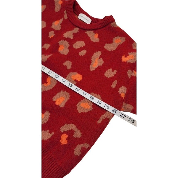 NWT Goodnight Macaroon Pullover Animal Print Boxy Soft Sweater Size Large - Picture 6 of 8